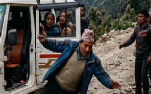 दार्चुलामा जिपको ढोकाबाट खसेर बैतडीका सन्तोषको मृत्यु